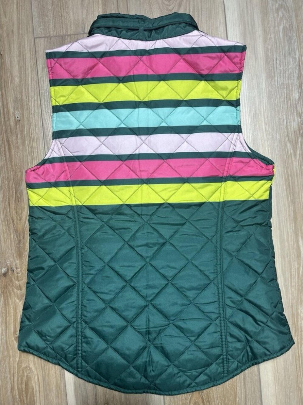 NWT Crown & Ivy Green Striped Quilted Puffer Vest - Women Size Small - Picture 8 of 9